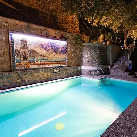 Orto Paradiso Oda ve Kahvaltı 4*